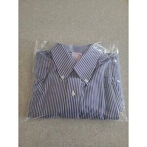 Brooks Brothers, The Original Polo Shirt, Traditional Fit, Mens Size 15 1/2 - 33